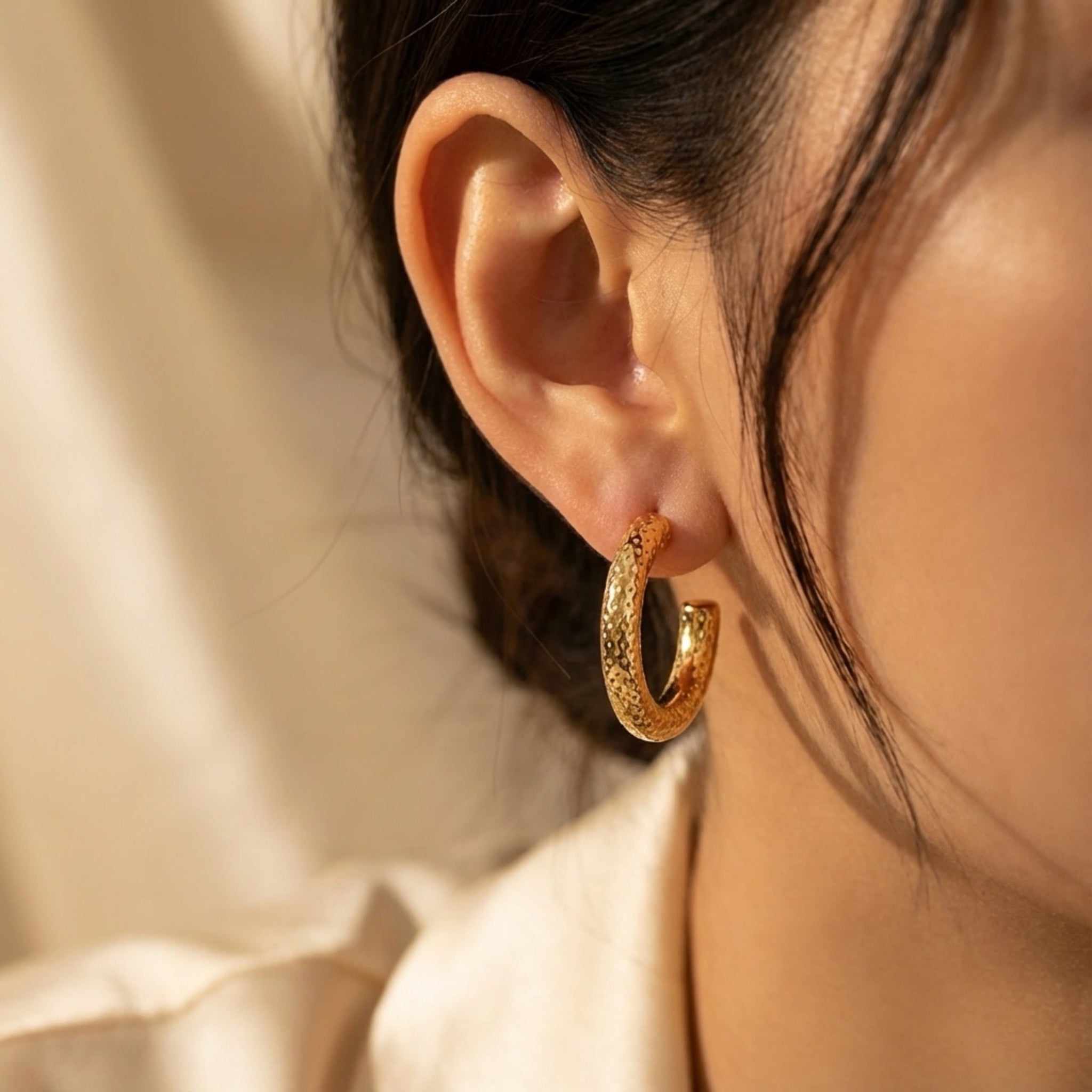 𝖲𝖠𝖡𝖤𝖭𝖣𝖠 Love Earrings