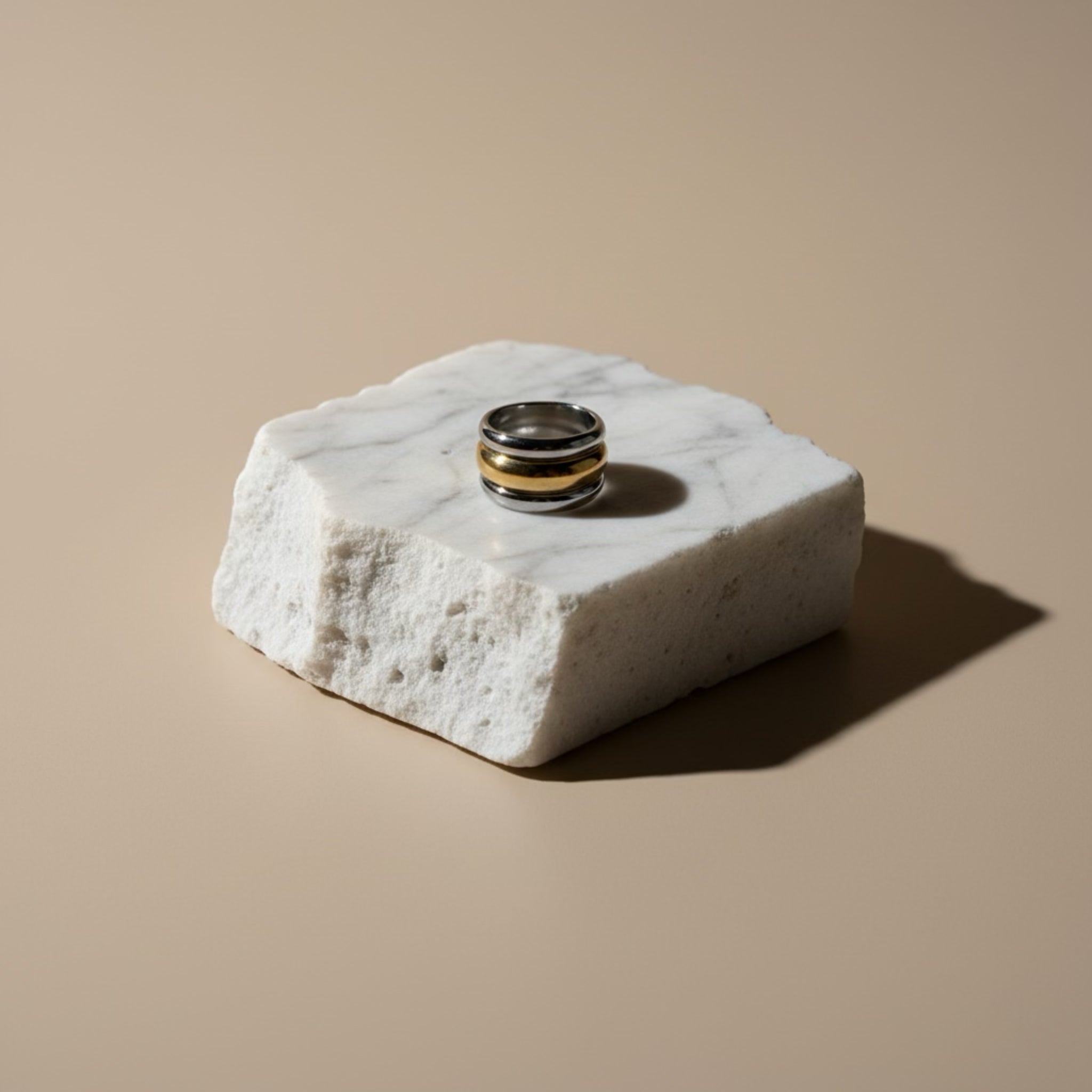 𝖲𝖠𝖡𝖤𝖭𝖣𝖠 Triple Color Ring