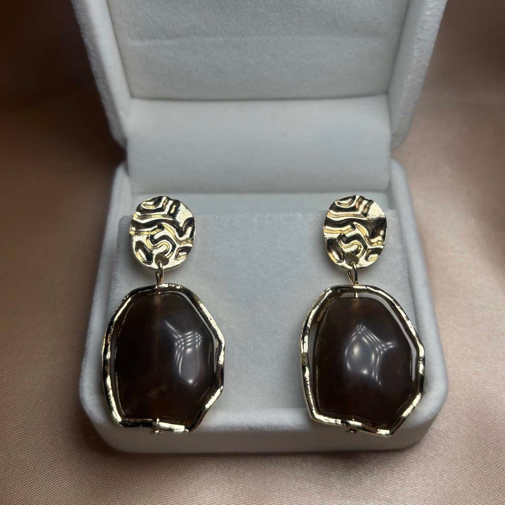 𝖲𝖠𝖡𝖤𝖭𝖣𝖠 Silky Earrings