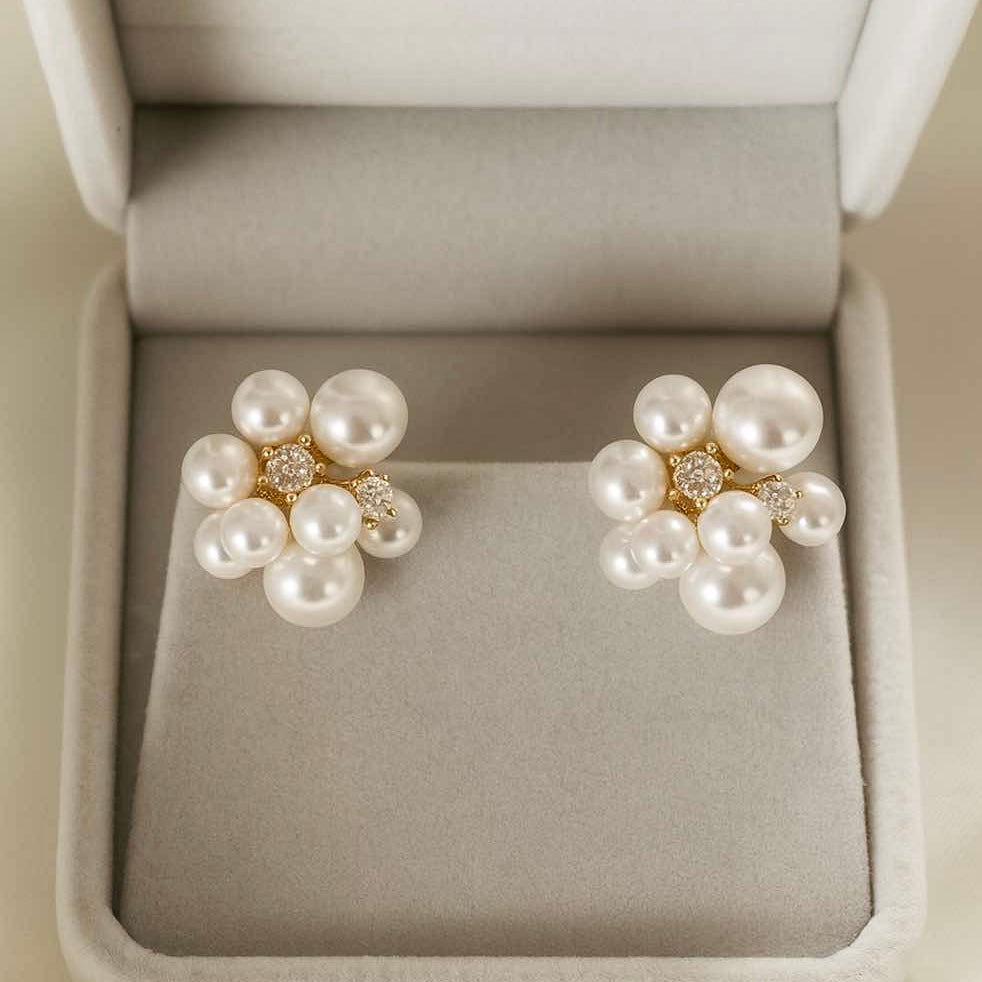 𝖲𝖠𝖡𝖤𝖭𝖣𝖠 Glow Earrings