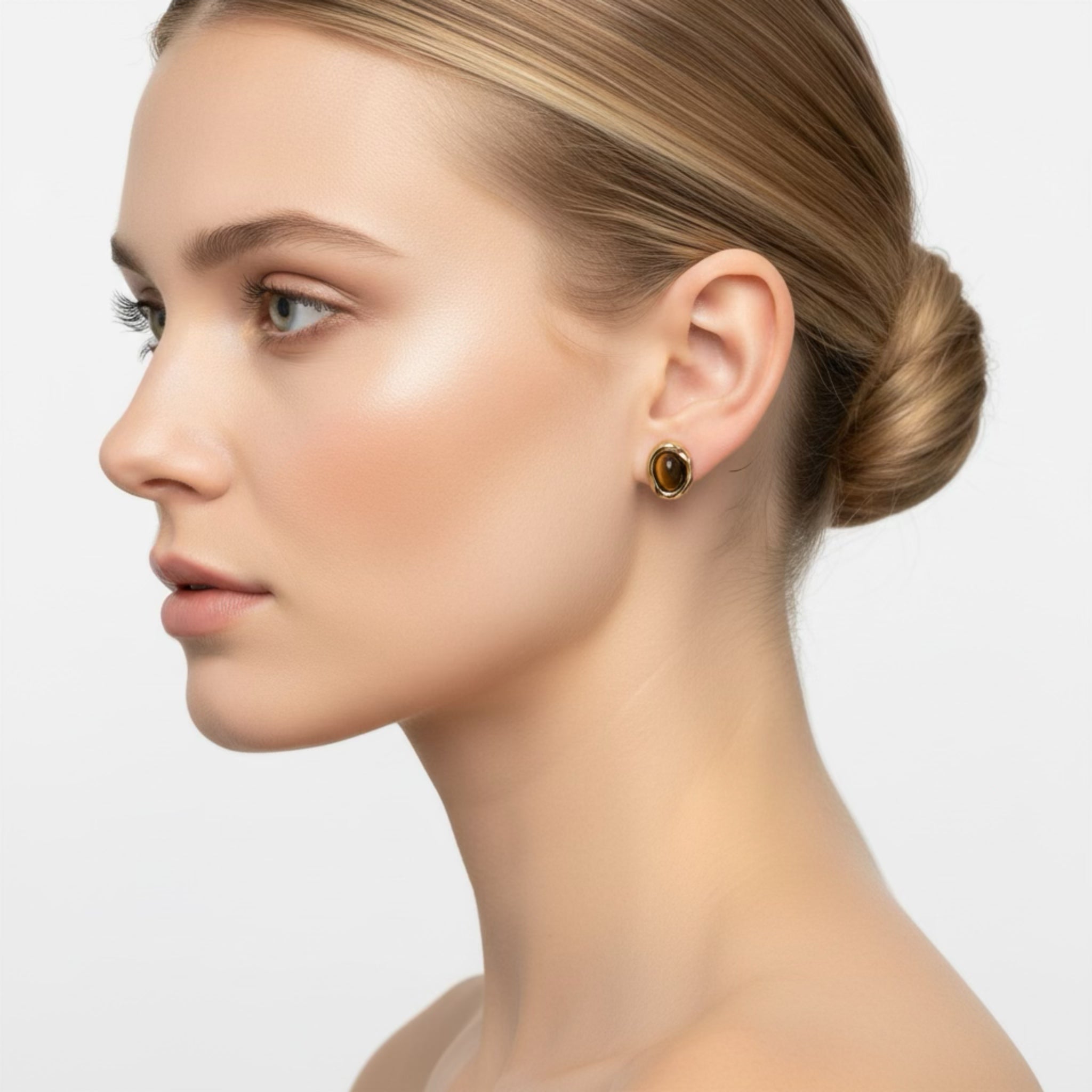𝖲𝖠𝖡𝖤𝖭𝖣𝖠 Brown Earrings