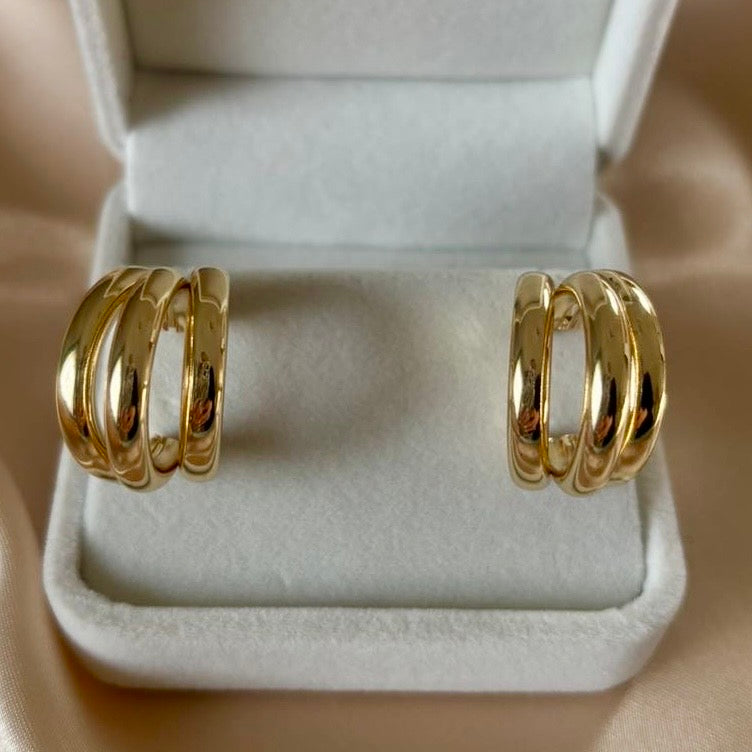 𝖲𝖠𝖡𝖤𝖭𝖣𝖠 Triple Earrings