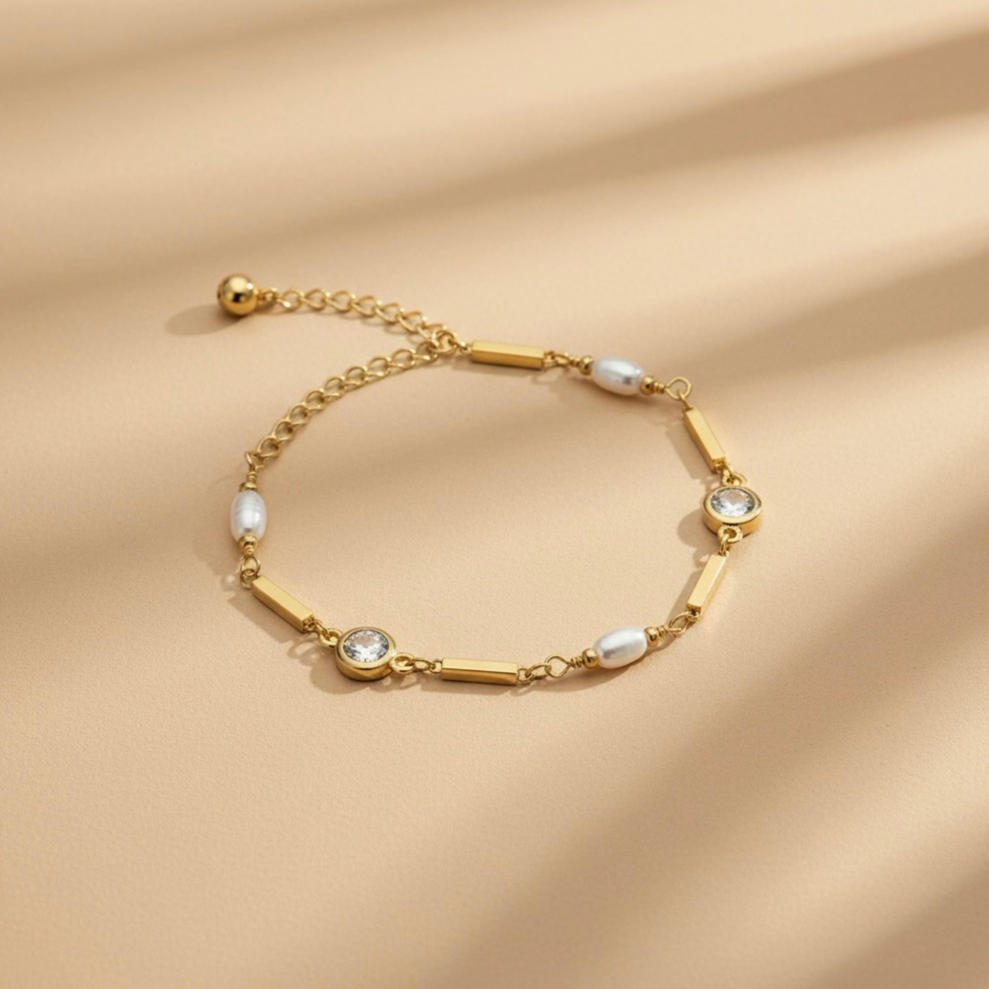 𝖲𝖠𝖡𝖤𝖭𝖣𝖠 Dainty Bracelet