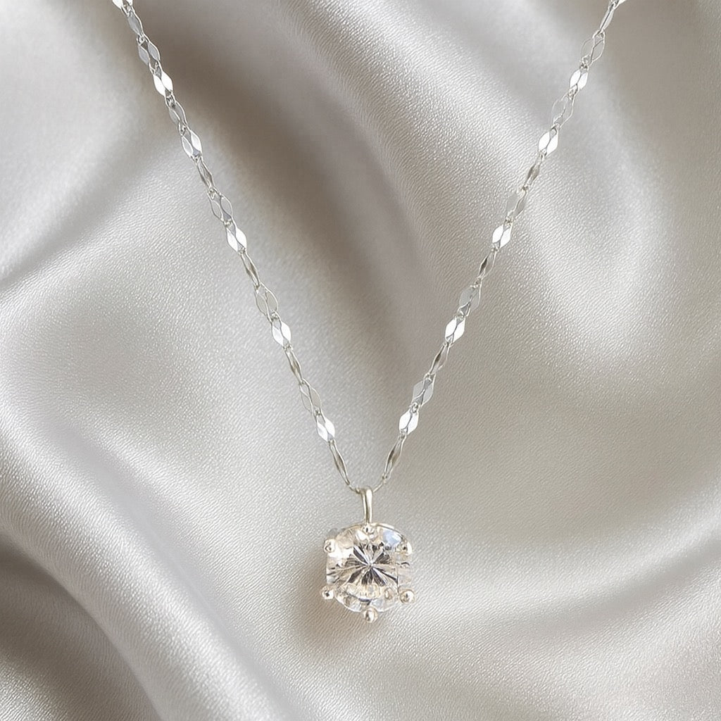 𝖲𝖠𝖡𝖤𝖭𝖣𝖠 Pure Necklace