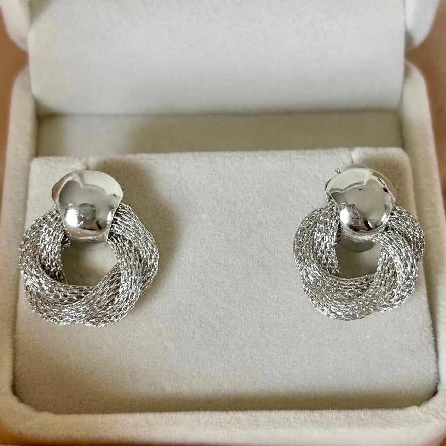 𝖲𝖠𝖡𝖤𝖭𝖣𝖠 Weave Earrings