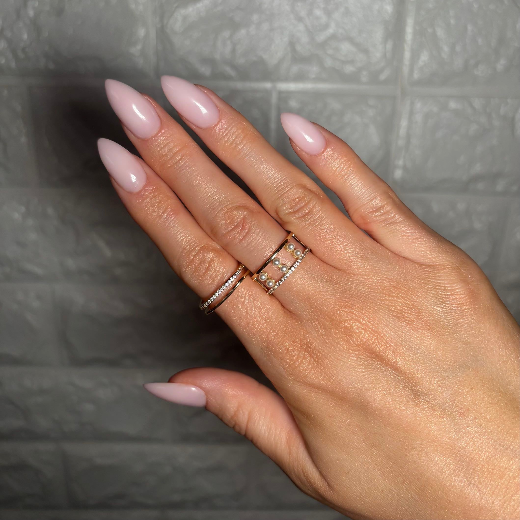 𝖲𝖠𝖡𝖤𝖭𝖣𝖠 Fine Ethereal Ring