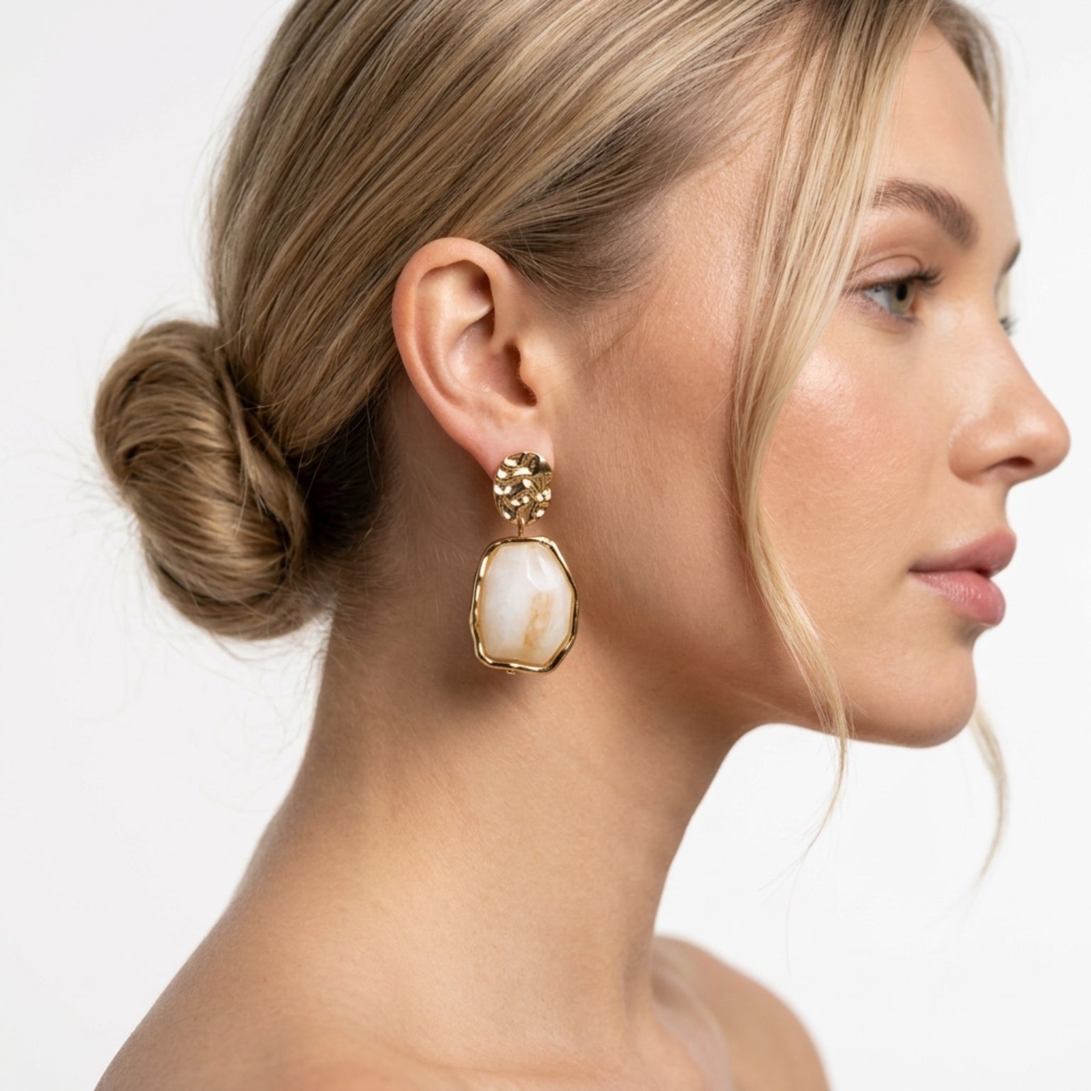 𝖲𝖠𝖡𝖤𝖭𝖣𝖠 Silky Earrings