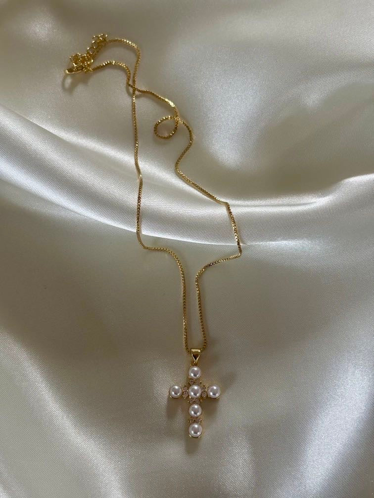 𝖲𝖠𝖡𝖤𝖭𝖣𝖠 Glamour Cross