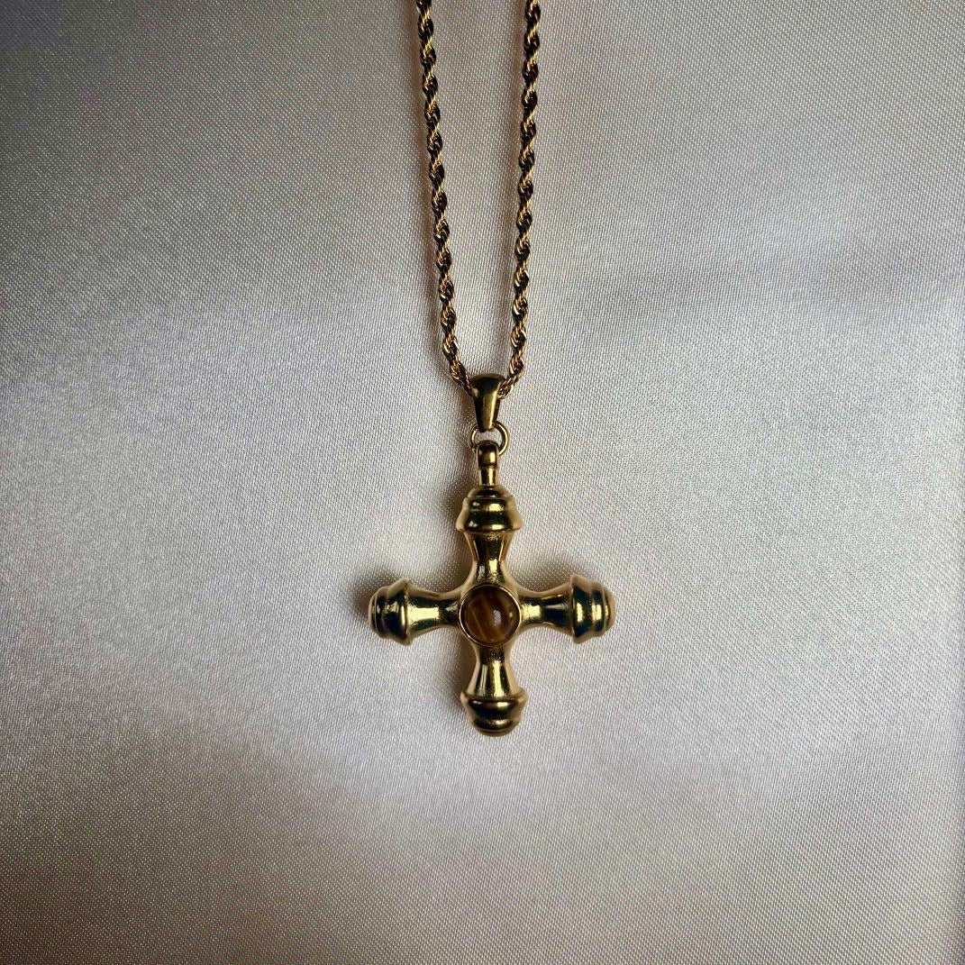 𝖲𝖠𝖡𝖤𝖭𝖣𝖠 Brown Cross Necklace