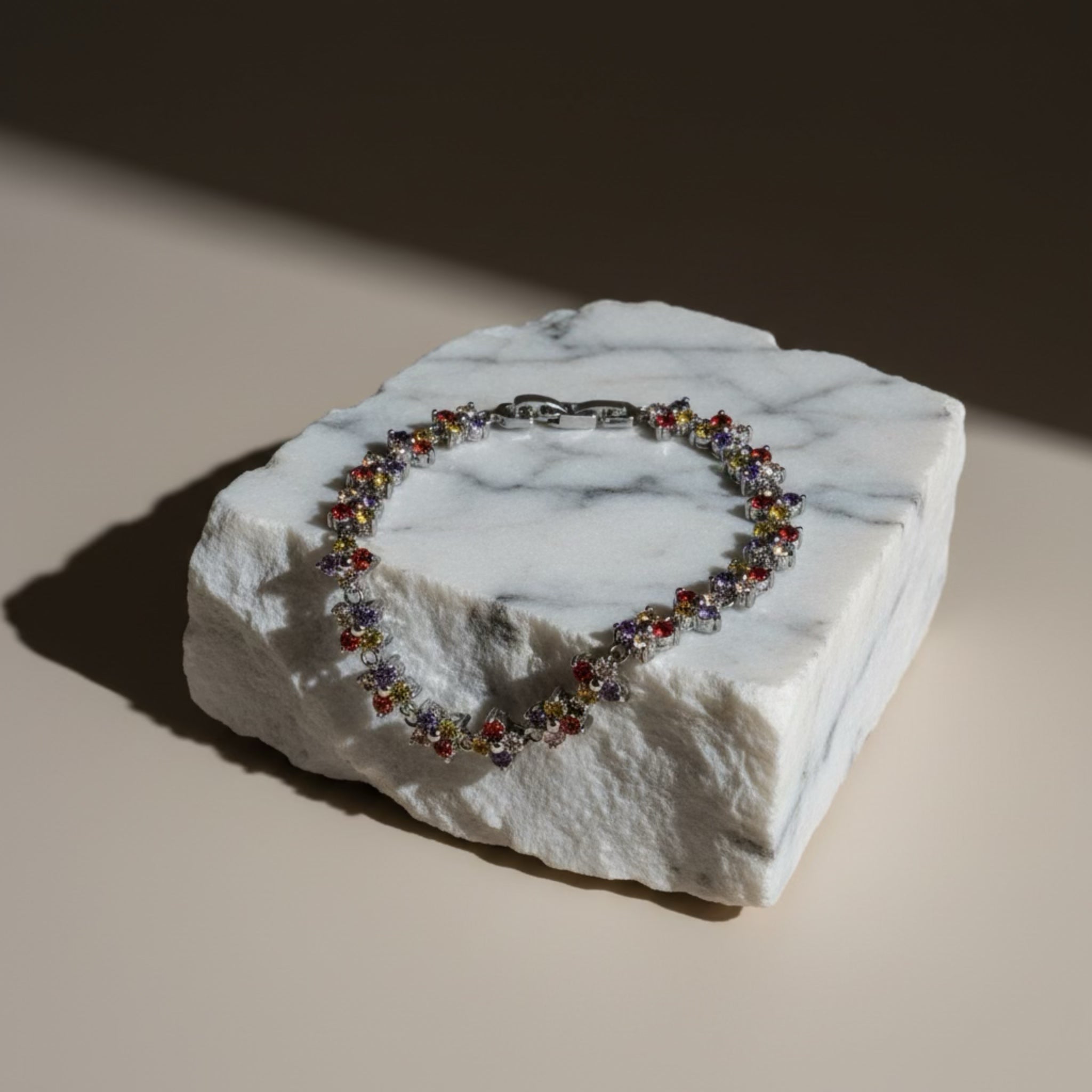 𝖲𝖠𝖡𝖤𝖭𝖣𝖠 Flower Bracelet