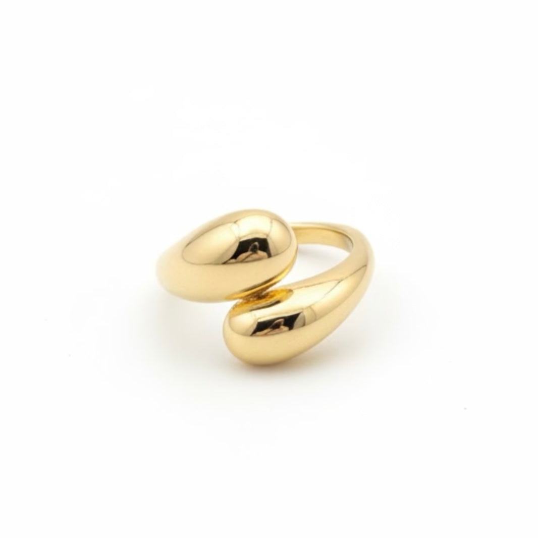 𝖲𝖠𝖡𝖤𝖭𝖣𝖠 Chic Drop Ring
