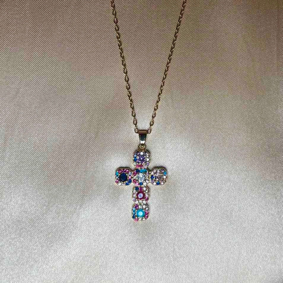 𝖲𝖠𝖡𝖤𝖭𝖣𝖠 Bright Cross Necklace