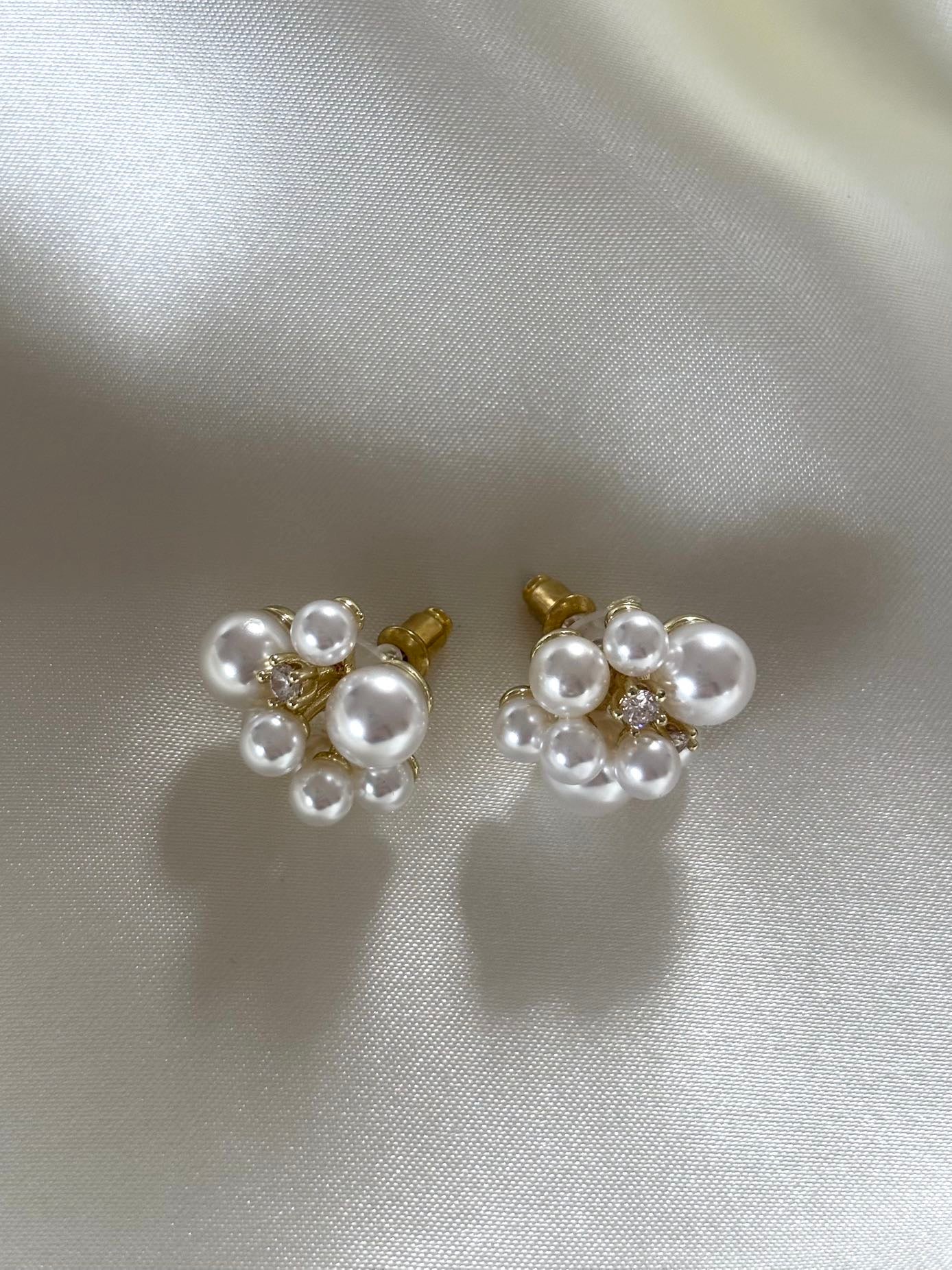 𝖲𝖠𝖡𝖤𝖭𝖣𝖠 Glow Earrings