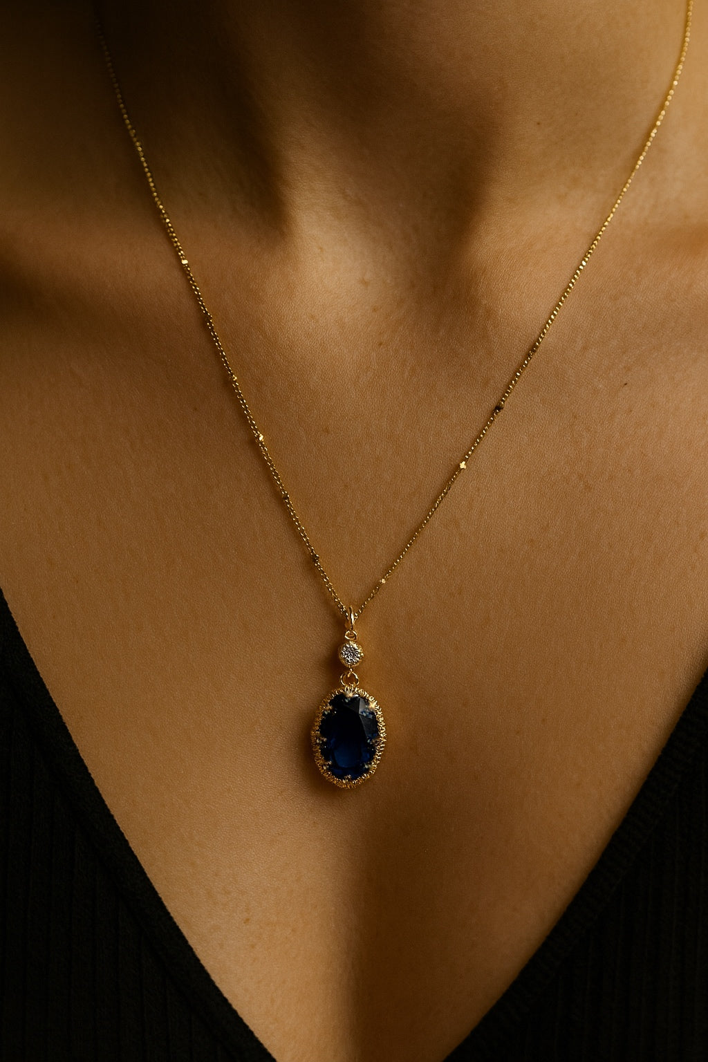 𝖲𝖠𝖡𝖤𝖭𝖣𝖠 Sky Blue Necklace