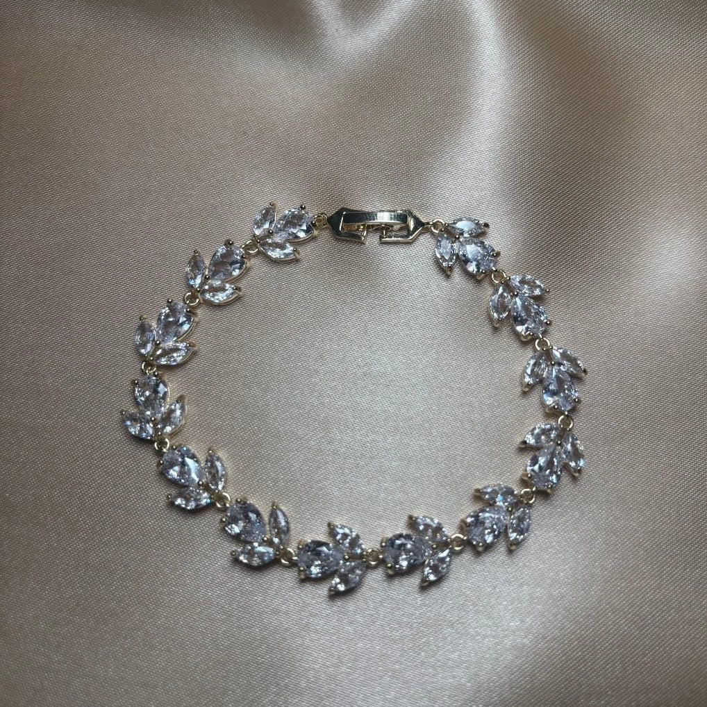 𝖲𝖠𝖡𝖤𝖭𝖣𝖠 Wild Leaf Bracelet